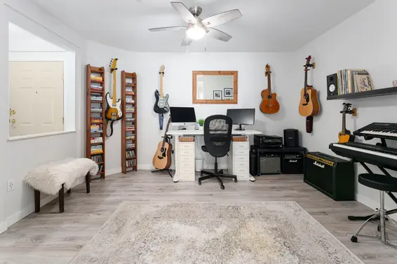 212 3690 Banff Court, North Vancouver For Sale - image 20