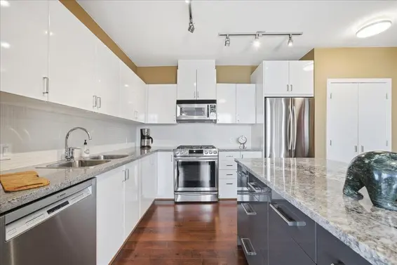 1601 155 West 1st Street, North Vancouver For Sale - image 16