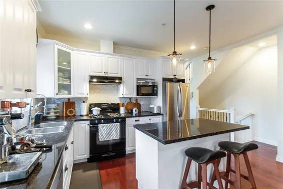 3150 Fromme Road, North Vancouver For Sale - image 10