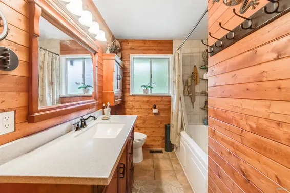 1144 Doran Road, North Vancouver For Sale - image 16