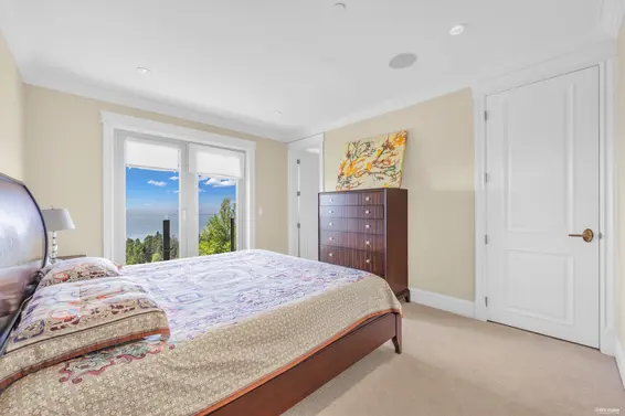 2562 Garden Court, West Vancouver For Sale - image 11