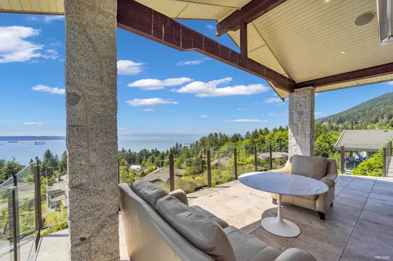 2562 Garden Court, West Vancouver For Sale - image 32