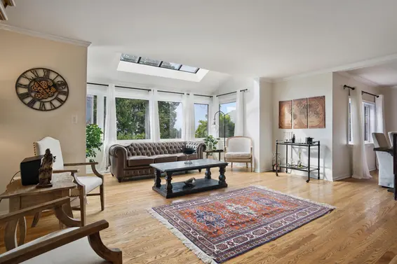 2616 Haywood Avenue, West Vancouver For Sale - image 2