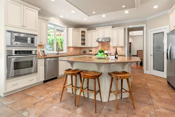 906 Prospect Avenue, North Vancouver For Sale - image 10