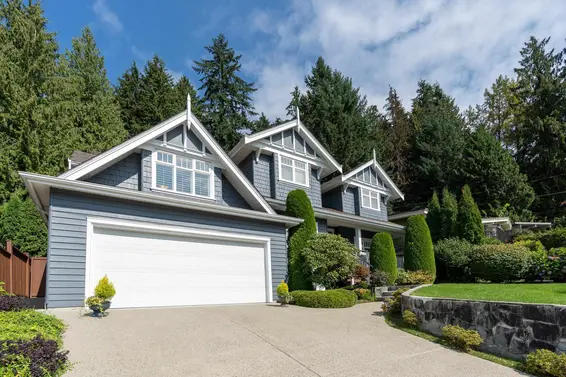 906 Prospect Avenue, North Vancouver For Sale - image 2