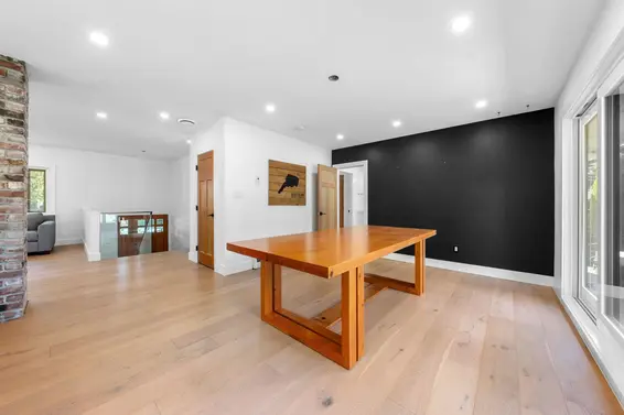 532 East 18th Street, North Vancouver For Sale - image 12