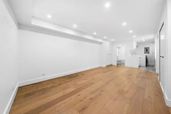 532 East 18th Street, North Vancouver For Sale - image 25