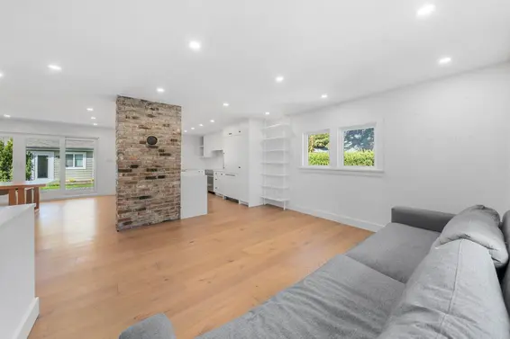 532 East 18th Street, North Vancouver For Sale - image 4