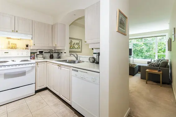 420 3600 Windcrest Drive, North Vancouver For Sale - image 14