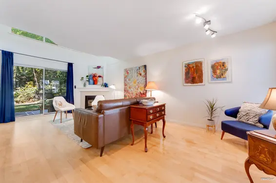 49 650 Roche Point Drive, North Vancouver For Sale - image 10