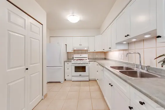 49 650 Roche Point Drive, North Vancouver For Sale - image 12