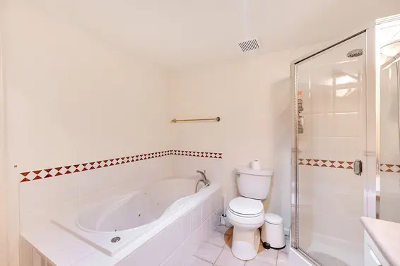 18 1550 Larkhall Crescent, North Vancouver For Sale - image 25