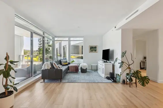 404 1500 Fern Street, North Vancouver For Sale - image 3