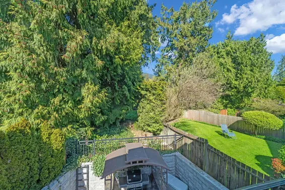 4348 Erwin Drive, West Vancouver For Sale - image 27