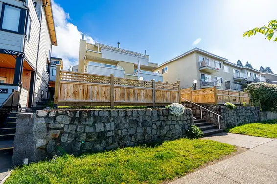 238 West 4th Street, North Vancouver For Sale - image 2
