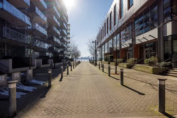 304 175 Victory Ship Way, North Vancouver For Sale - image 17