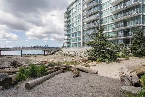 304 175 Victory Ship Way, North Vancouver For Sale - image 19