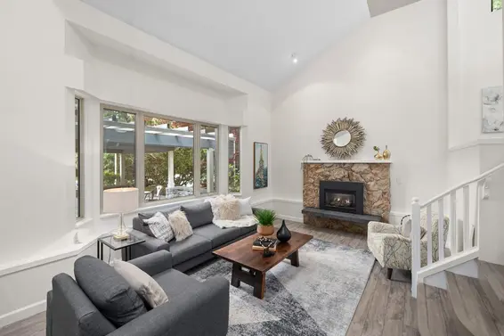 3690 Rutherford Crescent, North Vancouver For Sale - image 6