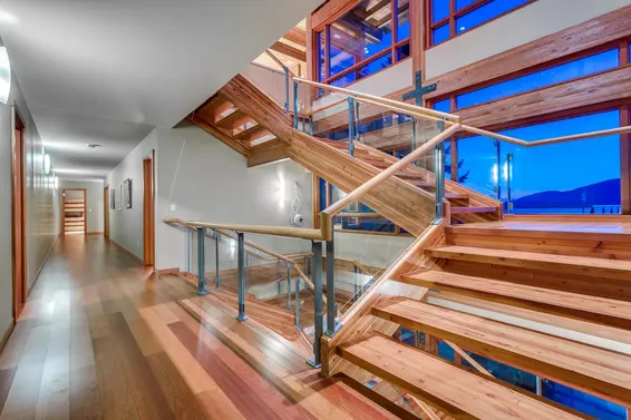 5363 Kew Cliff Road, West Vancouver For Sale - image 15