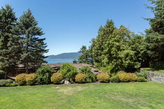 5363 Kew Cliff Road, West Vancouver For Sale - image 34