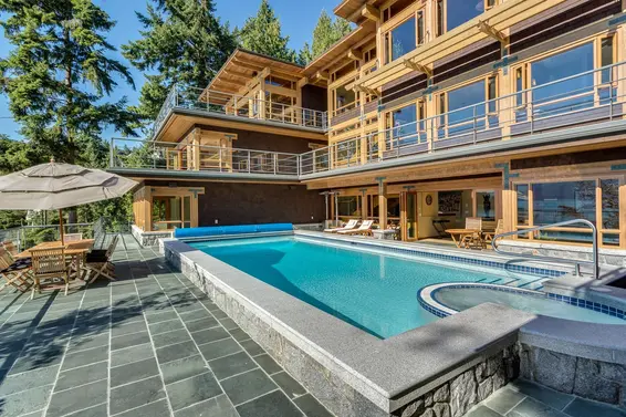 5363 Kew Cliff Road, West Vancouver For Sale - image 7