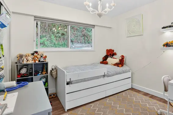 668 Alpine Court, North Vancouver For Sale - image 17