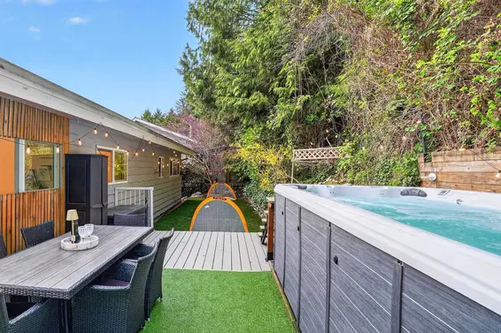 668 Alpine Court, North Vancouver For Sale - image 30