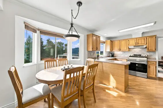 3950 Sparrow Lane, North Vancouver For Sale - image 11