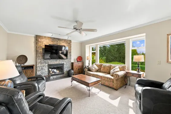 3950 Sparrow Lane, North Vancouver For Sale - image 12