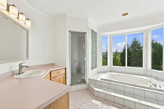 3950 Sparrow Lane, North Vancouver For Sale - image 19