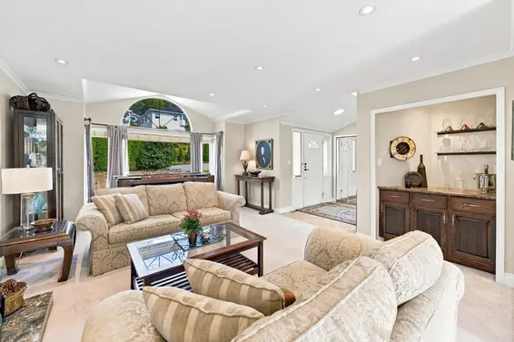 3950 Sparrow Lane, North Vancouver For Sale - image 4