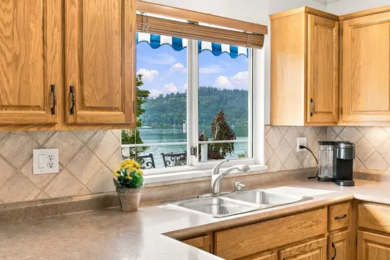 3950 Sparrow Lane, North Vancouver For Sale - image 9