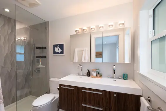 328 East 22nd Street, North Vancouver For Sale - image 17