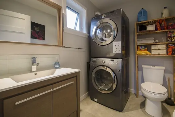 328 East 22nd Street, North Vancouver For Sale - image 39