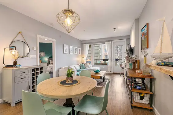 211 159 West 22Nd Street, North Vancouver For Sale - image 4