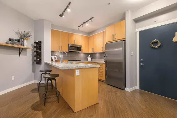 211 159 West 22Nd Street, North Vancouver For Sale - image 8