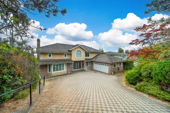 2138 Westhill Place, West Vancouver For Sale - image 3