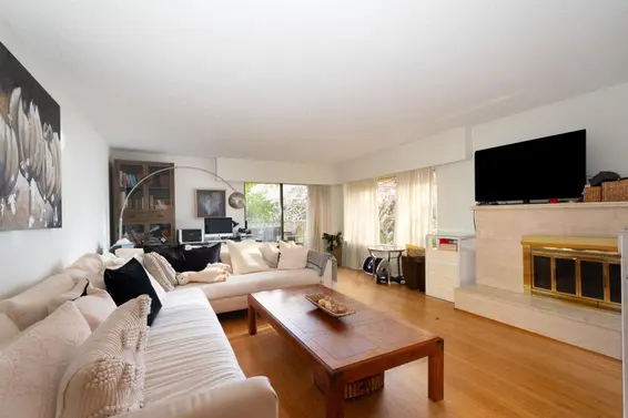 1296 Inglewood Avenue, West Vancouver For Sale - image 4
