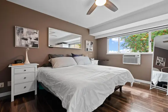 3883 Delbrook Avenue, North Vancouver For Sale - image 16