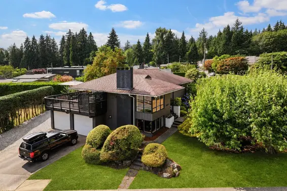 3883 Delbrook Avenue, North Vancouver For Sale - image 2