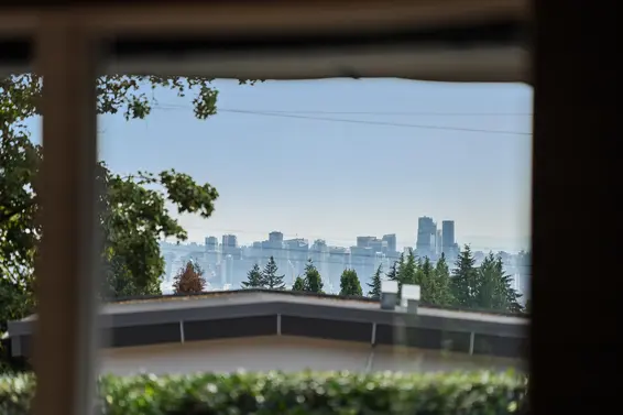 3883 Delbrook Avenue, North Vancouver For Sale - image 8