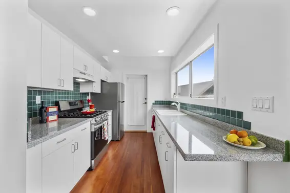 28 Passage Island, Vancouver For Sale - image 12