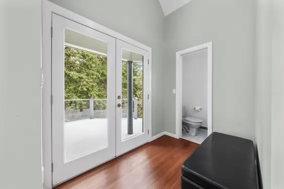28 Passage Island, Vancouver For Sale - image 4