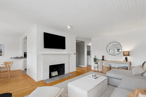 1425 William Avenue, North Vancouver For Sale - image 4