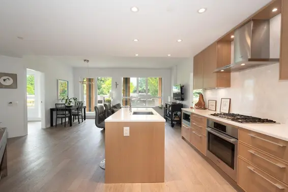 217 3220 Connaught Crescent, North Vancouver For Sale - image 9