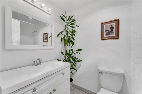 201 120 East 4th Street, North Vancouver For Sale - image 19