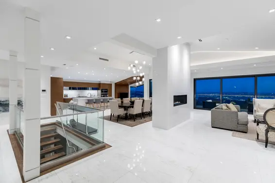 1060 Crestline Road, West Vancouver For Sale - image 6