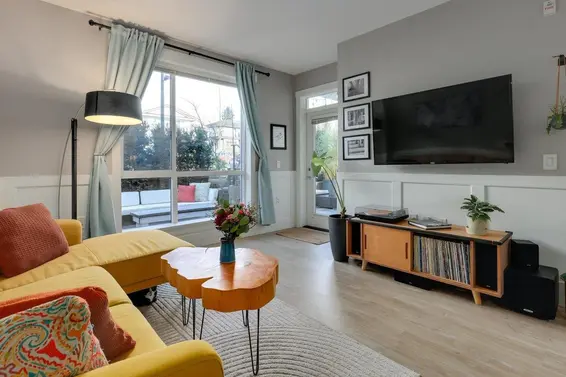 106 625 East 3rd Street, North Vancouver For Sale - image 3