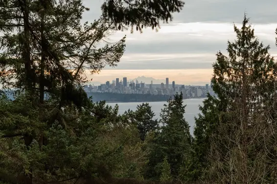 4639 Caulfeild Drive, West Vancouver For Sale - image 4