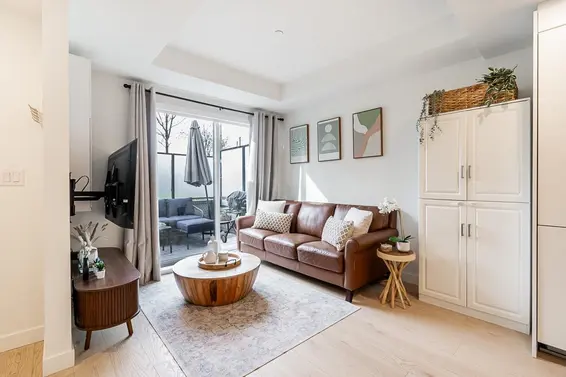 109 650 East 2nd Street, North Vancouver For Sale - image 4